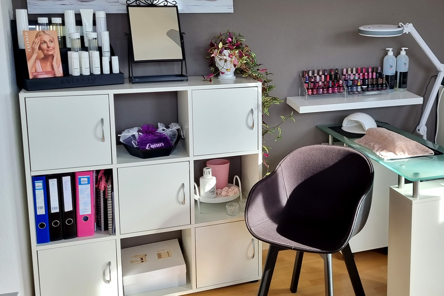 Overzicht van verzorgingsproducten gebruikt door Beautysalon Loran